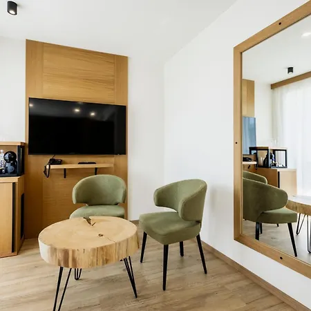 Natura Seasons Boutique Szálloda 4*