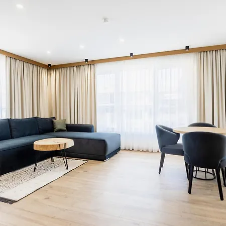 מלון Natura Seasons Boutique 4*