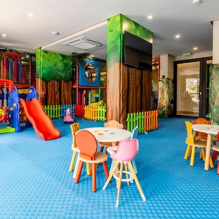 Natura Seasons Boutique מלון 4*