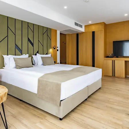 Natura Seasons Boutique 4*