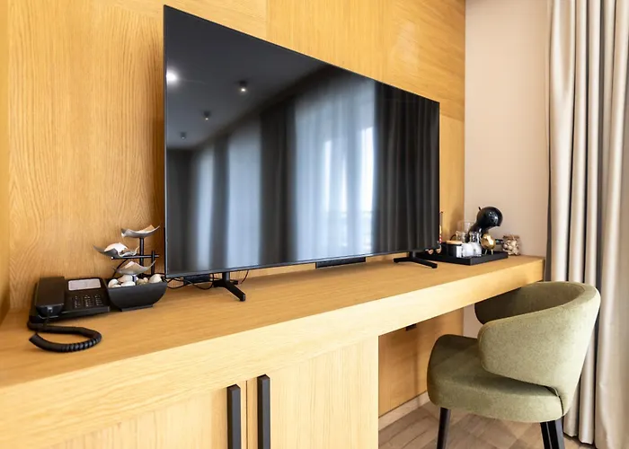 Natura Seasons Boutique 4* Burgas City