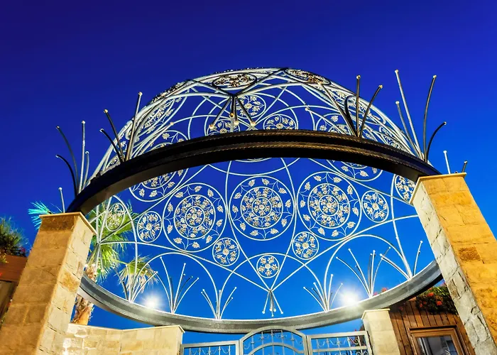 Hotel Natura Seasons Boutique 4*