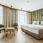 Szálloda Natura Seasons Boutique 4*