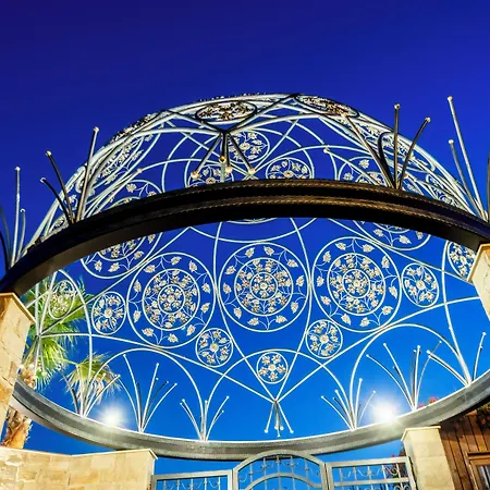 Hotel Natura Seasons Boutique 4*