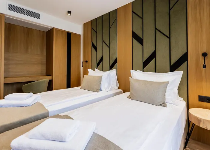 Hotell Natura Seasons Boutique 4*