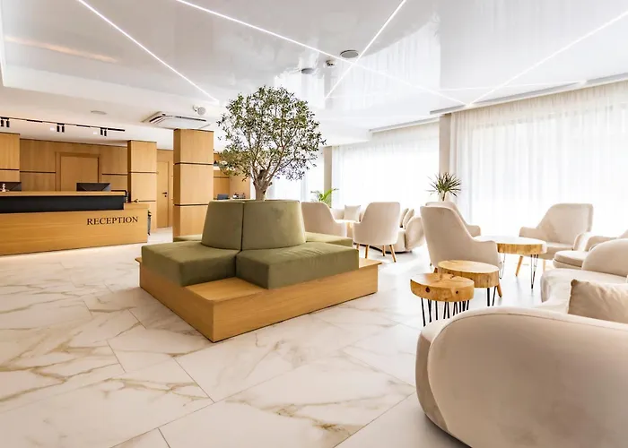 Natura Seasons Boutique