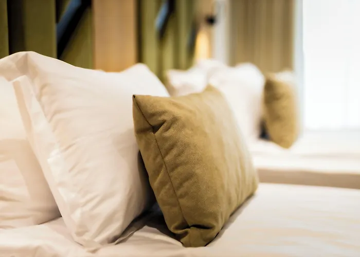 Natura Seasons Boutique Hotell 4*